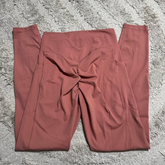 Gymshark x Whitney Simmons The Final Collection Athletic Set - Picture 7 of 8